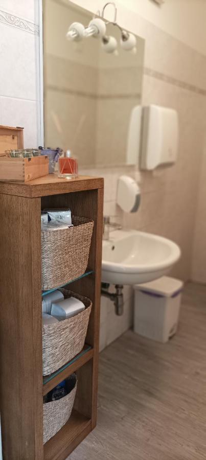 Апартаменты La Casina Di Ale Марина-ди-Каррара Экстерьер фото